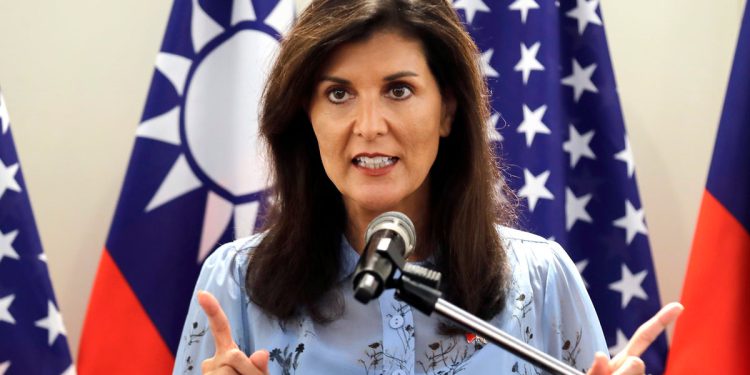 ‘Podržali ste ga!’ Nikki Haley je spasila zbog kritiziranja Trumpovog Ukrajinskog stava