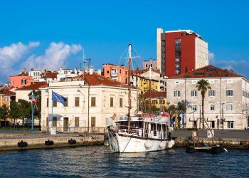 Podržavate li bojkot hrvatskih trgovina, nemojte u subotu u Sloveniju, jer ćete poljubiti vrata