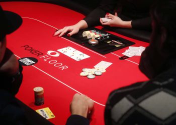 Poker u troje i Ukrajina kao glavna nagrada (1)