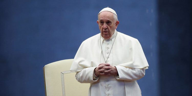 Posade se poboljšava uvjet pape Franjo, ali ostat će “čuvano”: Vatikan