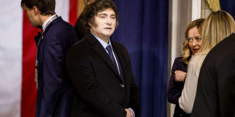 Predsjednik Argentine Milei se suočava s prijetnjom imperatine nad Librapto -valutom Kontroverza: Reuters