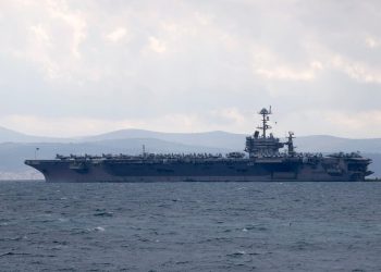 Prijevoznik američkih zrakoplova u sudaru s brodom u blizini Egipta