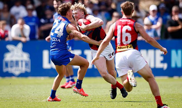 Problematična zvijezda AFL -a Clayton Oliver impresionira za Melbourne demone nakon godine da zaboravi
