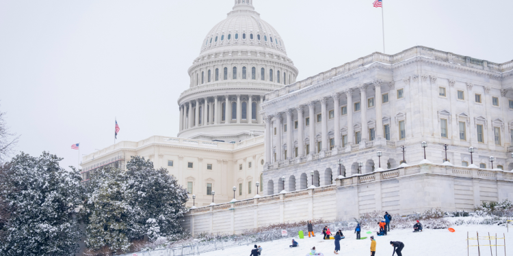 Proračun za proračun House GOP -a odmrzava se baš kao što zimske oluje vreće kapitol