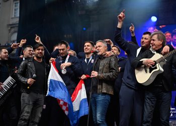 Pupovčev kolega napisao status o Thompsonu pa brzo obrisao: Ljudi u šoku od njegovih riječi