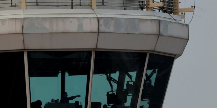 Putnički mlaz morao je prekinuti slijetanje na nacionalnu zračnu luku Reagan 24 sata prije kobnog sudara zbog helikoptera