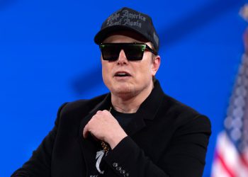 Republikanci se bore s Elonom Muskom, dok ga demokrati nazivaju “d ***” – i još gore