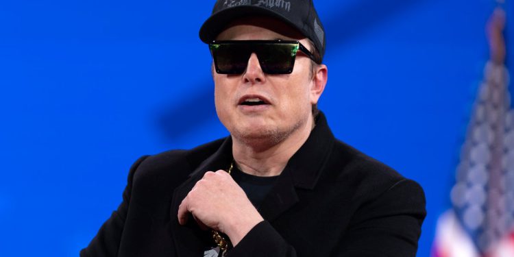 Republikanci se bore s Elonom Muskom, dok ga demokrati nazivaju “d ***” – i još gore