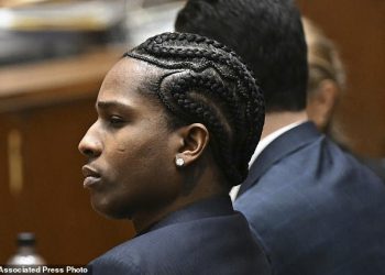 Rihanna eruptira dok porota donosi presudu u slučaju AP AP Rocky Shooting