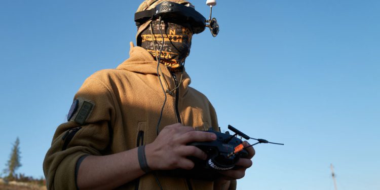 Ruski snimatelj ranjen u ukrajinskom štrajku drona – RT Rusija i bivši Sovjetski Savez