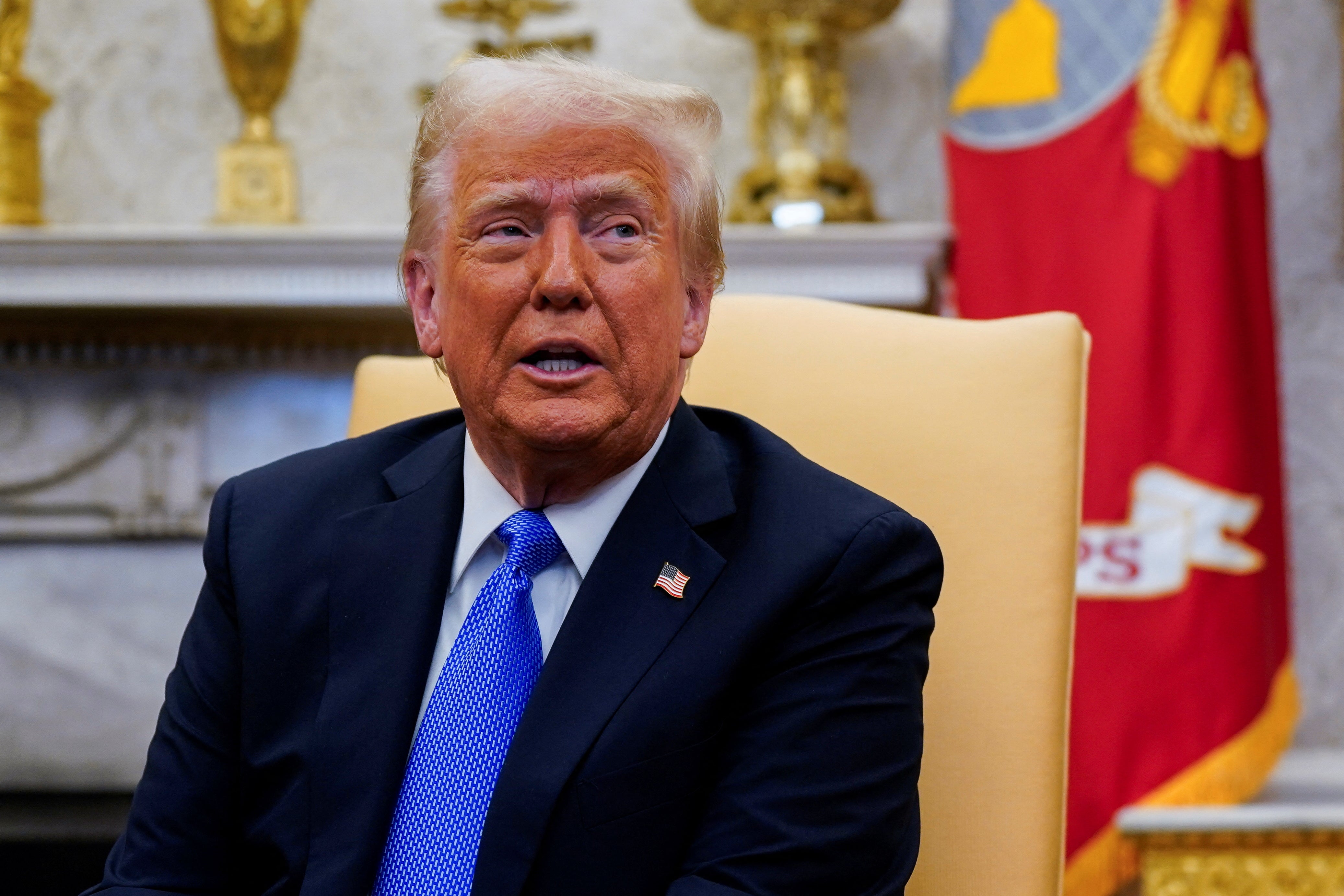 Predsjednik Donald Trump sastaje se s japanskim premijerom Shigeru Ishiba u Ovalnom uredu Bijele kuće, u petak, 7. veljače 2025. godine, u Washingtonu