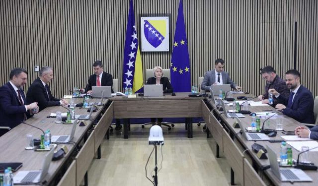 SVI NA STRUJU Vijeće ministara BiH smanjilo carine za uvoz novih električnih, hibridnih i CNG automobila