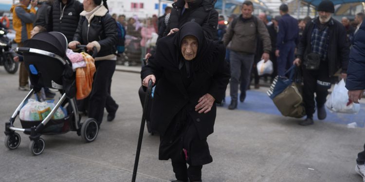 Santorini izgleda kao da ga je progutala zemlja: Seizmolog nema dobre vijesti