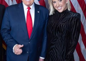 Savannah Chrisley traži od Trumpa da muči roditelje Todd i Julie Chrisley u osudi za utaju u utaji poreza i poreza