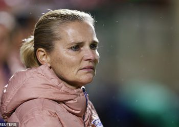 Šef Lionessesa Sarina Wiegman poziva na kulturu u sportu da se promijeni nakon što je osramoćen bivši šef španjolskog nogometa Luis Rubiales proglašen krivim što je poljubila Jenni Hermoso bez njezinog pristanka