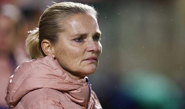 Šef Lionessesa Sarina Wiegman poziva na kulturu u sportu da se promijeni nakon što je osramoćen bivši šef španjolskog nogometa Luis Rubiales proglašen krivim što je poljubila Jenni Hermoso bez njezinog pristanka