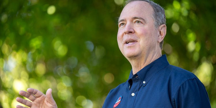 Senator Schiff poziva Trumpa administratora da isključi vatrogasce iz Federalnog zapošljavanja zamrzavanja