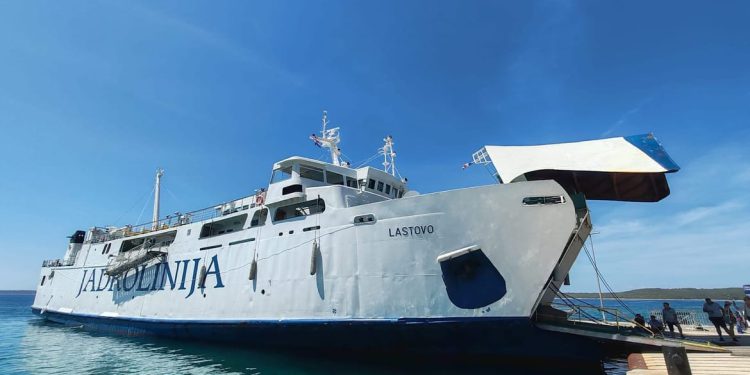 Sindikat pomoraca Hrvatske traži međunarodnu zaštitu za pomorce s “Lastova” protiv kojih je pokrenuta istraga