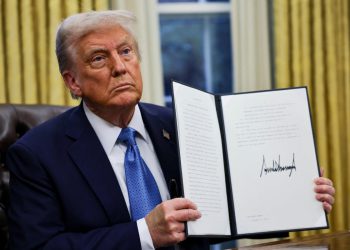 Škole koje služe djeci članova vojne službe povlače knjige o povijesti građanskih prava nakon Trumpovih prijetnji DEI