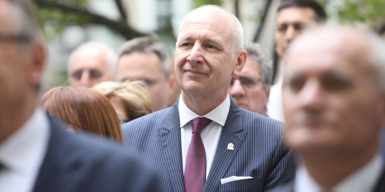 Slobodna Dalmacija – Opara oštro poručio Ivoševiću: ‘Kovačići su uzorni domoljubi, to je bilo bezobrazno! Treba paziti što se govori…’