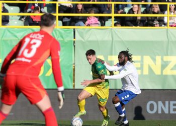 Sportske novosti – Da nije bilo njega teško bi Hajduk ostao neporažen. Diallo ispod razine, a Krovinović opet nekonkretan
