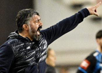 Sportske novosti – Hajduku se od zadnje titule samo dvaput našao u istoj situaciji. Bijeli ovo ne pamte već 16 godina