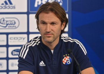 Sportske novosti – ‘Marić u godinu dana nije riješio apsolutni prioritet Dinama. U klubu i dalje traju dvorske borbe’