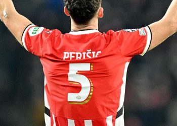 Sportske novosti – ‘Moramo pričati o Ivanu Perišiću. Bezvremenski prvak koji još uvijek sjaji u noćima Lige prvaka. Kakva legenda’