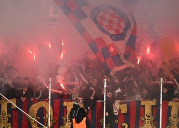Sportske novosti – Ne znam što on radi u Hajduku. Čovjek je dobro plaćen za to, vjerojatno ima neke kombinacije