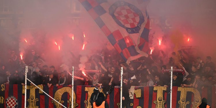 Sportske novosti – Ne znam što on radi u Hajduku. Čovjek je dobro plaćen za to, vjerojatno ima neke kombinacije