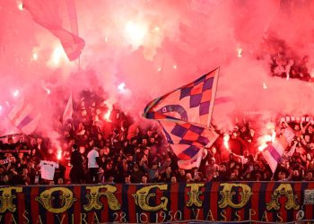 Sportske novosti – Oštri napad Torcide uoči derbija: ‘Na monstruozan način hrvatski su nogomet učinili taocem režima’