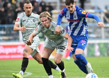 Sportske novosti – UŽIVO: Dvoboj na Drosini koji će usmjeriti sezonu, Istra hvata priključak, Lokosi ganjaju Europu