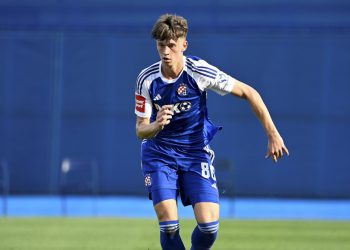 Sportske novosti – UŽIVO: GOOOL! Fantastični Jakirović dvaput zabio Barceloni, Dinamo vodi i zasad ima osminu finala Lige prvaka
