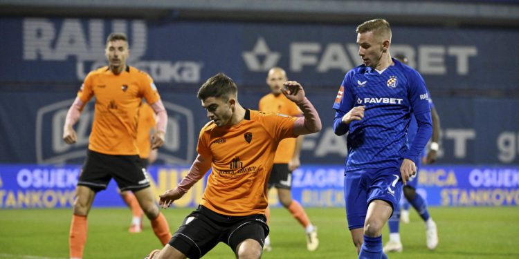 Sportske novosti – UŽIVO/VIDEO: GOOOL! Dinamo poveo iz prvog udarca, Mmaee zabio Šibeniku, vratnica i Čavlina spasili Modre