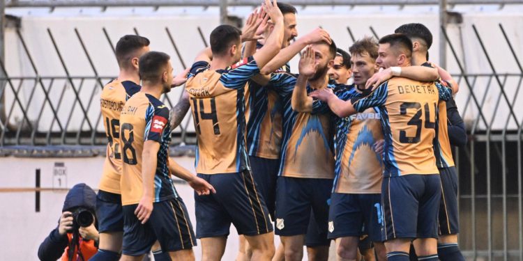 Sportske novosti – UŽIVO/VIDEO: GOOOL! Kakva bitka na Poljudu, pala tri gola u pola sata, Livaja vraća Hajduk u život