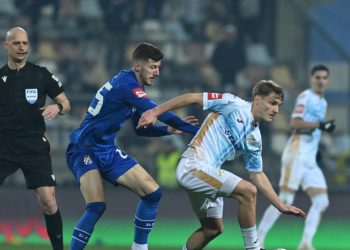 Sportske novosti – Utučeni Sučić progovorio o ozljedi, poslao ispriku navijačima: ‘Gospon sudac je ubio utakmicu’