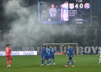 Sportske novosti – Utučeni dinamovci šutjeli do Zagreba nakon debakla, dvojac je potrošio sve kredite, a Cannavaro se žalio…