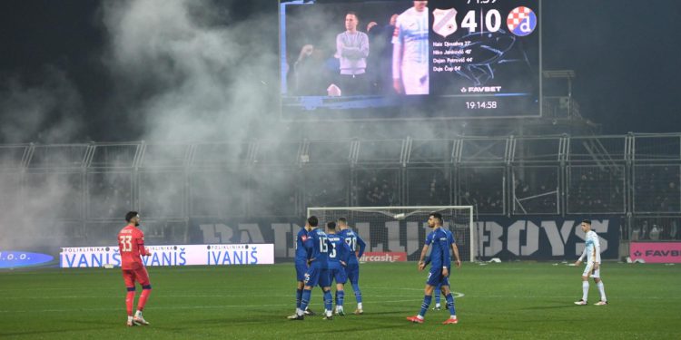 Sportske novosti – Utučeni dinamovci šutjeli do Zagreba nakon debakla, dvojac je potrošio sve kredite, a Cannavaro se žalio…