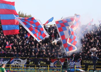 Sportske novosti – VIDEO: Hajdukovci otišli do tribine, pogledajte reakciju Torcide nakon novog kiksa