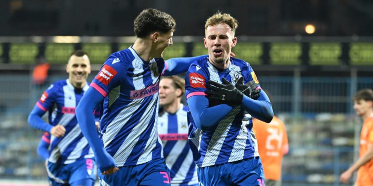 Sportske novosti – VIDEO: Lokomotiva s igračem više jedva srušila Varaždin. Smakaj zabio najljepši gol u karijeri