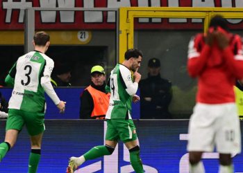 Sportske novosti – VIDEO: Milan poveo u prvoj minuti, ostao bez igrača zbog simuliranja, pa ispao iz Lige prvaka