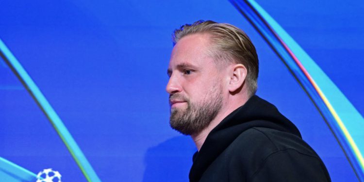 Sportske novosti – VIDEO Najdirljiviji trenutak drame Lige prvaka, slavni otac ljubio utučenog sina pred kamerama: ‘Okrutno…’