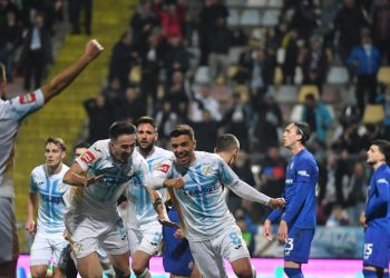 Sportske novosti – VIDEO/UŽIVO: GOOOL! Neviđeni blamaža Dinama na Rujevici! Ostali s igračem manje, Rijeka puni mrežu Nevistića