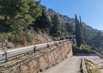 Stijena koja je pala sa Srđa oštetila i dva vozila u vlasništvu Dubrovčanina