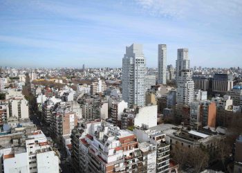 Stvoritelj kontroverznih Vaga Memecoin predstavio je Melaniju, kaže da je snajperio oba tokena