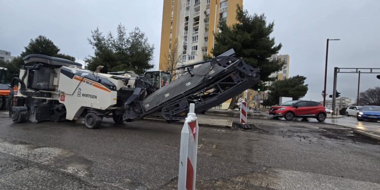 Svi već gube živce! Kompletno se sanira ključna splitska prometnica: “Zatvorene su dvije trake”