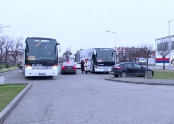 TRI AUTOBUSA Bijeljinci se zaputili u Beograd kako bi darovali krv za sugrađanku