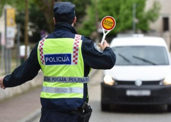 Tjedan na prometnicama: Ispisano skoro 800 kazni, čak 440 za prekoračenje brzine