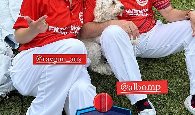 Tko je znao da su prijatelji? Raygun trlja ramena s Anthonyjem Albaneseom na događaju u dobrotvorne svrhe