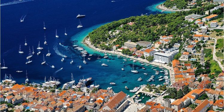 Tko stoji iza dezinformacija o buci? Grad Hvar objavio dokaze